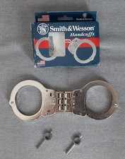 Menottes à Charnières Smith Et Wesson