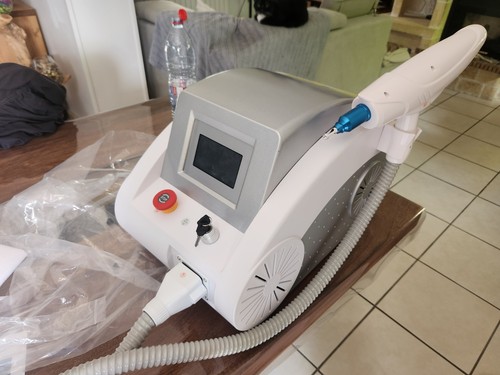 Machine laser detatouage - laser, a