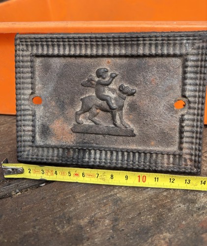 Plaque fonte angelot - fonte,
