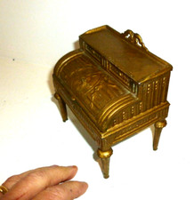 Coffret à bijoux règule