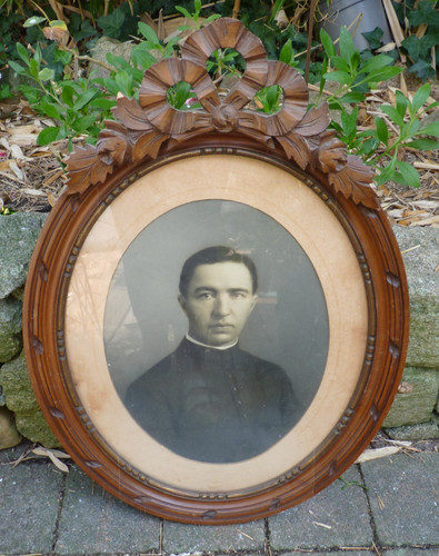 Large oval frame louis - large,