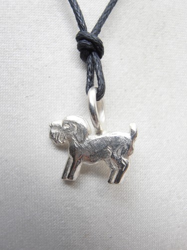 Petit chien pendentif - pendentif, en
