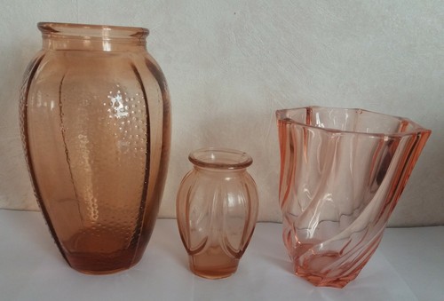Grand vase ancien - (à, gauche)