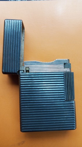 Briquet dupont en plaqué - s.t.dupont,