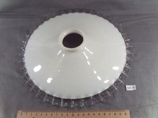 Ancien abat jour en opaline