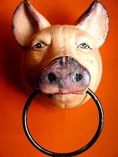 Tête de cochon porte