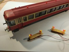 TRAIN .HO. EAD . 4 FEUX. Ecl BICOLORE JAUNE ET ROUGE REVERSIBLE . 4 LEDS 1,8 mm 