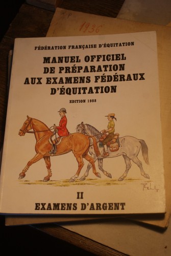 Livre manuel officiel - livre, de
