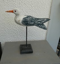 STATUETTE DE MOUETTE EN BOIS