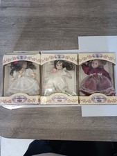 POUPÉE PORCELAINE DOLL