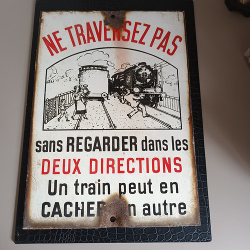 Ancienne plaque emmaillée - plaque,