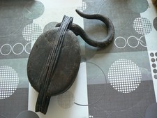 WOODEN BOAT OR FARM PULLEY / SEE DETAIL