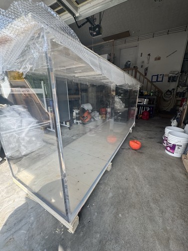 Huge aquarium 500gal - 500gal, +