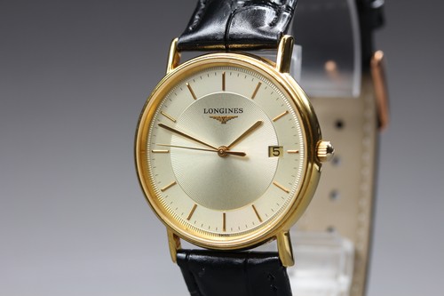 Presque comme neuve - [], montre