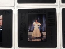 ISABELLE ADJANI - DIAPOSITIVE