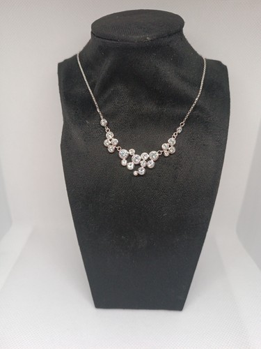 Collier vintage avec - , cristaux