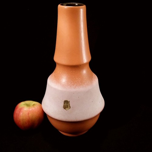 Très rare élégant vase - très,