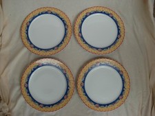 PILLIVUYT,SERIE DE 4 ASSIETTES DE PRESENTATION EN PORCELAINE,ESTEREL, 20ème.