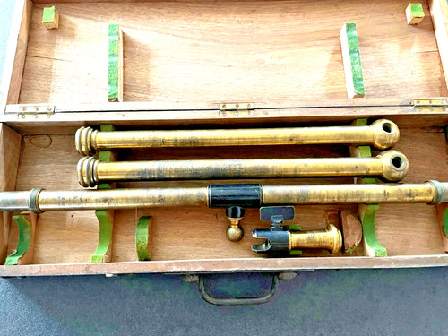 Theodolite theodolito - theodolite, -theodolito-