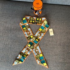 Hermes SOIE LES COUPES CITROU Silk Twilly Scarf  with Case Authentic S Condition