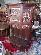 Dressoir Néogothique