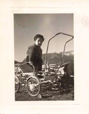 OLD PHOTOGRAPH 1958 A PRADES PO (66) YOUNG CHILD AND HIS STROLLER
