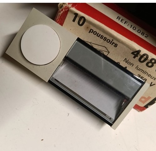 Poussoir sonnette legrand - poussoir,