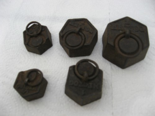 Lot anciens poids - 5,