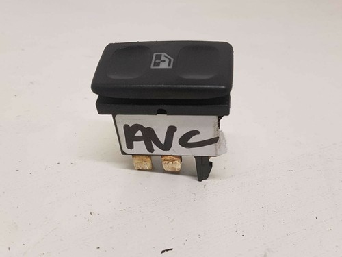Bouton lève vitre avant