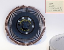 Margherita /Marguerite Machine à Ecrire Olivetti Police de Caractère ROMA 