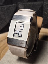 Montre digitale vintage