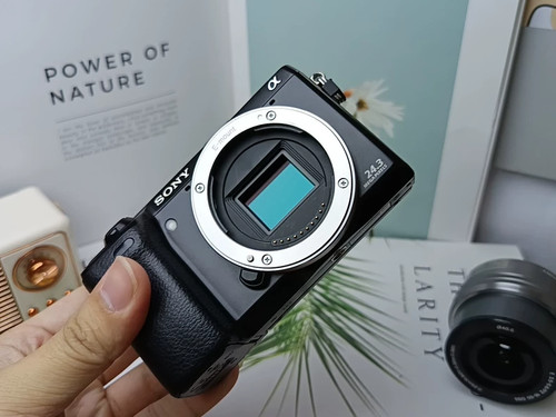 Sony alpha nex 24mp digital - alpha,
