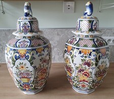 PAIR OF COVERED POTS BOCH LA CHAMBRE DES PEINTRES - CIRCA 1870
