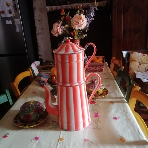 Ancienne cafetiere emaillee - ancienne,