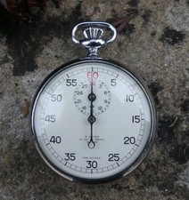 Ancien CHRONOMETRE fabrication SUISSE pour F. SENN à PARIS fonctionne BON ETAT