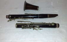 CLARINETTE VENDUE POUR PIECES