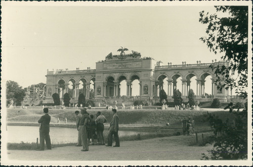 Autriche vue la gloriette - de,