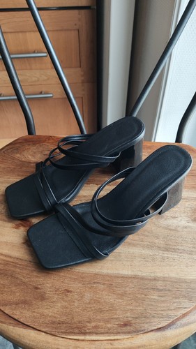 Sandales brides mules noires