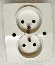 Legrand Prise Double  2 P +T