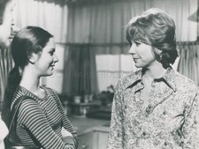 SHIRLEY MacLAINE DEBRA WINGER