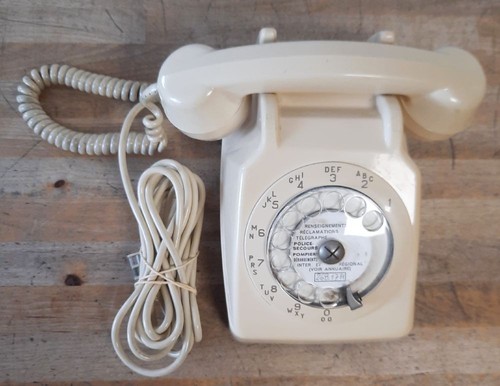 Vintage ancien téléphone - ancien, a