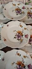 9 Assiettes Plates Porcelaine
