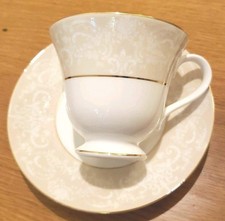 Ensemble de 2 soucoupes à