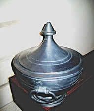 ANCIENNE SOUPIERE EN ÉTAIN