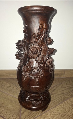 Vase bois sculpté décor - en,