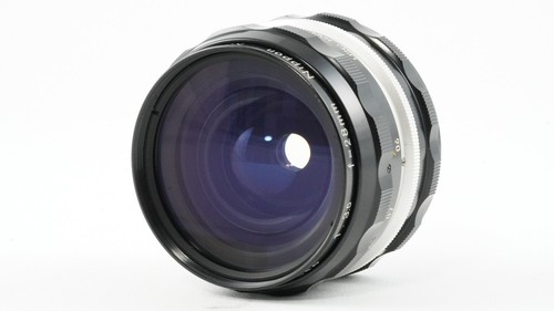 Objectif grand angle nikon - angle,