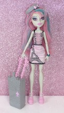 MONSTER HIGH ROCHELLE GOYLE SCARIS CITY OF FRIGHTS MATTEL 2012 DOLL