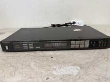 Vintage Technics ST-S505L Quartz Synthesizer Stereo Tuner FM/MW/LW