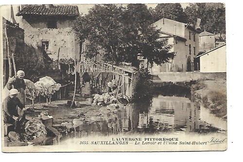 Sauxillanges le lavoir et - 63,