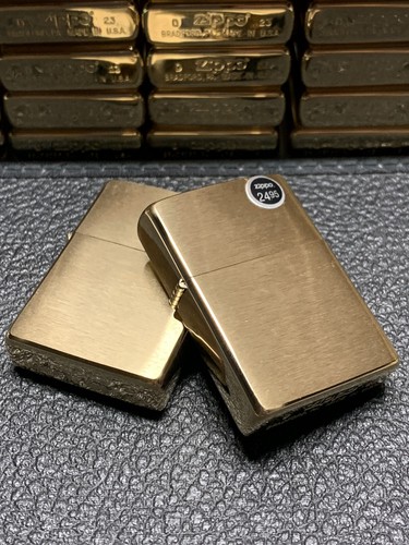 Zippo brushed brass - brass,